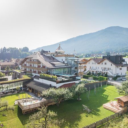 Hotel Fameli Olang 외부 사진